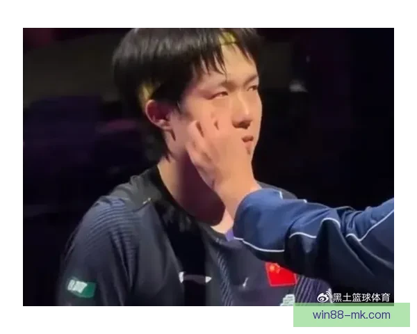 王皓为王楚钦紧张到流鼻涕 眼眶泛红压力过大引发关注